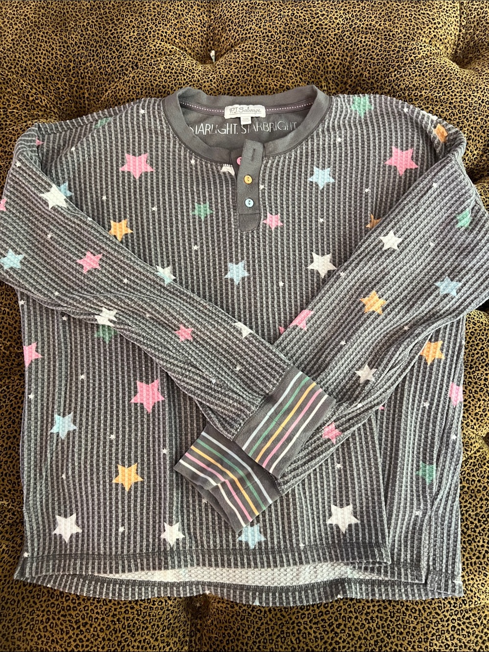 PJ Salvage Gray Crewneck Star-Print Waffle Knit PJ Shirt size Large